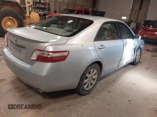 2009 Toyota Camry z VIN JTNBB46K593051519, wystawiony jako IAAI lot #41681706 z przebiegiem 158 490 mil mil oraz . Historia ofert i sprzedaży dostępna na DreamBid. Obrazek 4.