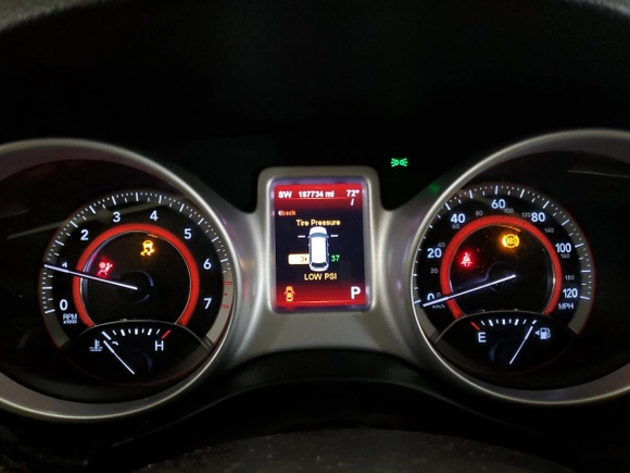 2012 Dodge Journey Crew z VIN 3C4PDCDG6CT184654, wystawiony jako Copart lot #64271625 z przebiegiem 187 734 mil mil oraz Szkoda całkowita • Salvage title. Historia ofert i sprzedaży dostępna na DreamBid. Obrazek 9.