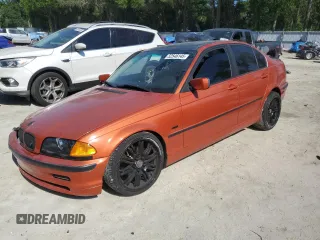 2000 BMW 3 Series 323i z VIN WBAAM334XYCD59150, wystawiony jako Copart lot #52546145 z przebiegiem 237 504 mil mil oraz Nie do naprawy • Non repairable. Historia ofert i sprzedaży dostępna na DreamBid. Obrazek 1.
