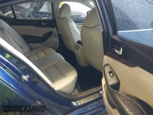2016 Nissan Maxima SV z VIN 1N4AA6AP6GC449746, wystawiony jako IAAI lot #41971947 z przebiegiem 110 323 mil mil oraz . Historia ofert i sprzedaży dostępna na DreamBid. Obrazek 8.