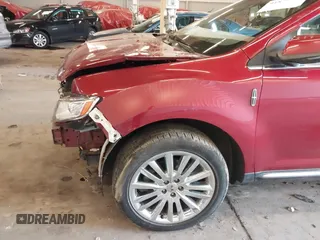 2013 Lincoln MKX with VIN 2LMDJ6JK2DBL05828, listed as a IAAI auction lot 41871126 with 97,094 mi miles. Bid and sale history available at carsss.com. Image 6.