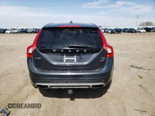 2015 Volvo V60 T5 Platinum z VIN YV4612HM7F1001429, wystawiony jako Copart lot #46016303 z przebiegiem 86 440 mil mil oraz . Historia ofert i sprzedaży dostępna na DreamBid. Obrazek 6.
