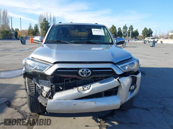 2023 Toyota 4Runner SR5 с VIN JTEMU5JR8P6155561, выставлен на аукционе IAAI как лот 41465467 с пробегом 48 228 миль миль и . История ставок и продаж доступна на DreamBid. Изображение 13.