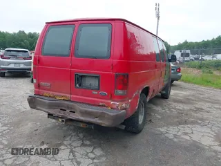 2012 Ford Econoline Cargo Recreational z VIN 1FTNE2EW8CDB27172, wystawiony jako IAAI lot #42531763 z przebiegiem 238 433 mil mil oraz . Historia ofert i sprzedaży dostępna na DreamBid. Obrazek 4.