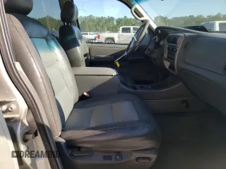 2004 Ford Explorer Sport Trac XLS with VIN 1FMZU67K24UB65144, listed as a Copart auction lot 52611305 with 211,806 mi miles and Salvage title. Bid and sale history available at DreamBid. Image 7.