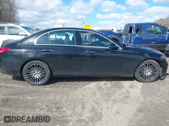 2025 Mercedes-Benz C 300 with VIN W1KAF4HB5SR241590, listed as a IAAI auction lot 41654082 with 4,297 mi miles and . Bid and sale history available at DreamBid. Image 13.