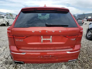 2018 Volvo XC60 Inscription z VIN LYVA22RL9JB105406, wystawiony jako Copart lot #60171015 z przebiegiem 43 124 mil mil oraz Szkoda całkowita • Salvage title. Historia ofert i sprzedaży dostępna na DreamBid. Obrazek 6.