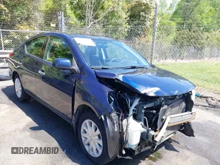 2014 Nissan Versa S with VIN 3N1CN7AP8EL838762, listed as a IAAI auction lot 42048678 with 90,867 mi miles. Bid and sale history available at carsss.com. Image 1.