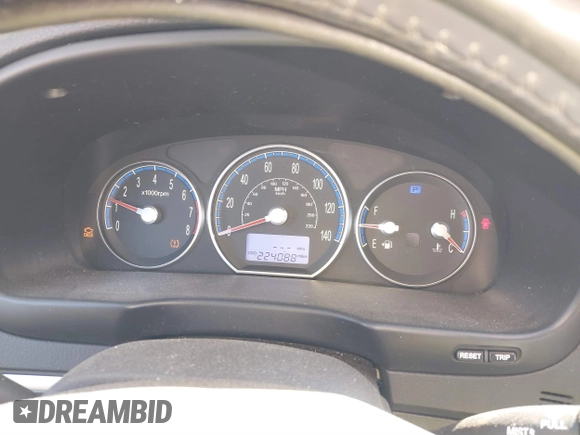 2009 Hyundai Santa Fe SE with VIN 5NMSH73E69H264547, listed as a IAAI auction lot 41812304 with 224,088 mi miles and . Bid and sale history available at DreamBid. Image 7.