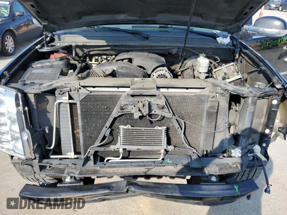 2013 Cadillac Escalade Platinum Edition with VIN 1GYS4DEF3DR125023, listed as a Copart auction lot 71715734 with 152,885 mi miles and Salvage Title. Bid and sale history available at carsss.com. Image 12.