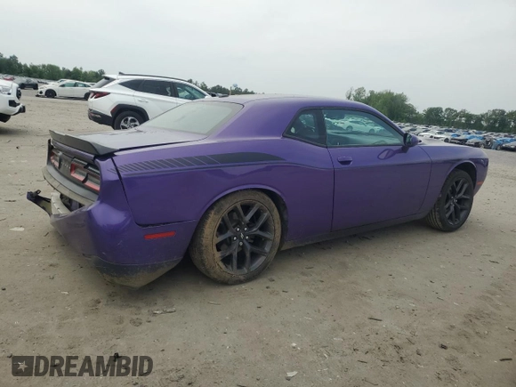 2019 Dodge Challenger SXT z VIN 2C3CDZAGXKH716960, wystawiony jako Copart lot #57473655 z przebiegiem 64 293 mil mil oraz Szkoda całkowita • Salvage title. Historia ofert i sprzedaży dostępna na DreamBid. Obrazek 3.