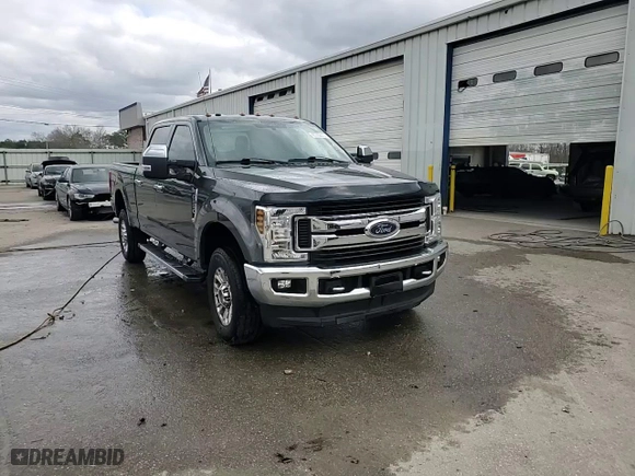 2019 Ford Super Duty F-250 SRW XL with VIN 1FT7W2B64KEG64110, listed as a Copart auction lot 47789015 with 59,997 mi miles and Salvage Title. Bid and sale history available at carsss.com. Image 14.