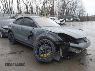 2022 Porsche Cayenne Turbo GT с VIN WP1BK2AY7NDA60391, выставлен на аукционе IAAI как лот 41666360 с пробегом 34 106 миль миль и . История ставок и продаж доступна на DreamBid. Изображение 1.
