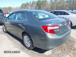 2013 Toyota Camry L with VIN 4T4BF1FK8DR280756, listed as a IAAI auction lot 41699710 with 200,466 mi miles. Bid and sale history available at carsss.com. Image 3.