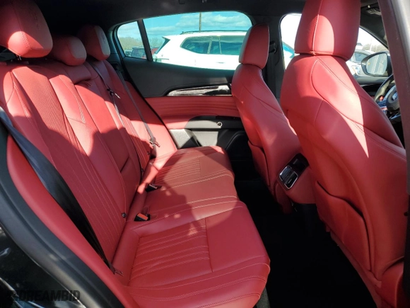 2023 Maserati Grecale Modena with VIN ZN682AVM6P7429433, listed as a Copart auction lot 44311645 with 5,967 mi miles and Salvage Title. Bid and sale history available at carsss.com. Image 11.