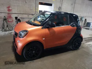 2016 Smart fortwo Passion with VIN WMEFJ5DA7GK057559, listed as a Copart auction lot 64012255 with 64,144 mi miles and Clean title. Bid and sale history available at DreamBid. Image 1.
