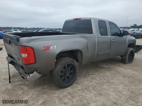 2009 Chevrolet Silverado 1500 LTZ with VIN 1GCEK39J09Z266429, listed as a Copart auction lot 45602525 with 163,931 mi miles and Salvage Title. Bid and sale history available at carsss.com. Image 3.