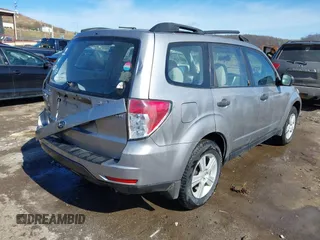 2010 Subaru Forester 2.5X with VIN JF2SH6BC5AH763339, listed as a IAAI auction lot 41683194 with 39,301 mi miles. Bid and sale history available at carsss.com. Image 4.