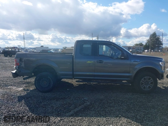 2017 Ford F-150 XL with VIN 1FTFX1EF7HKE42220, listed as a IAAI auction lot 40640809 with 141,073 mi miles. Bid and sale history available at carsss.com. Image 13.