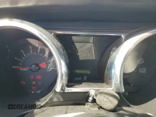 2008 Ford Mustang Deluxe with VIN 1ZVHT80N585161640, listed as a Copart auction lot 58760115 with 137,333 mi miles and Salvage title. Bid and sale history available at DreamBid. Image 9.