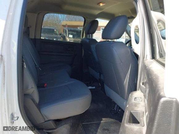 2018 Ram 2500 Tradesman with VIN 3C6TR5HT0JG314024, listed as a IAAI auction lot 41683156 with 77,425 mi miles. Bid and sale history available at carsss.com. Image 8.