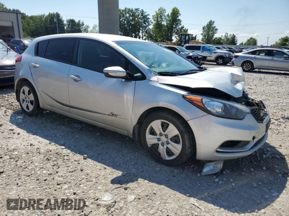 2016 Kia Forte 5-Door LX with VIN KNAFK5A85G5621105, listed as a Copart auction lot 66970714 with 0 mi miles and Clean Title. Bid and sale history available at carsss.com. Image 4.