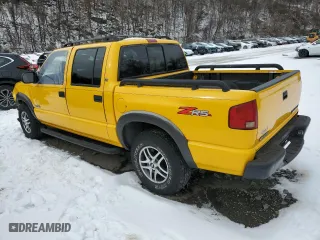 2002 Chevrolet S-10 LS with VIN 1GCDT13W32K235529, listed as a Copart auction lot 51673515 with NaN miles and Salvage Title. Bid and sale history available at carsss.com. Image 2.