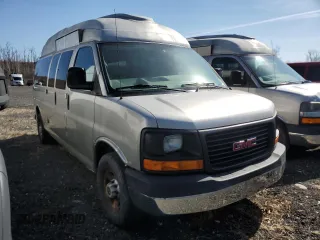 2007 GMC Savana with VIN 1GJHG39U171144563, listed as a Copart auction lot 51877785 with 48,050 mi miles and Clean Title. Bid and sale history available at carsss.com. Image 9.
