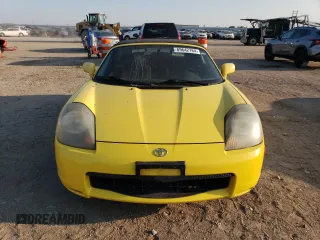 2002 Toyota MR2 z VIN JTDFR320120049824, wystawiony jako Copart lot #69642784 z przebiegiem 95 051 mil mil oraz Tytuł czysty. Historia ofert i sprzedaży dostępna na DreamBid. Obrazek 5.