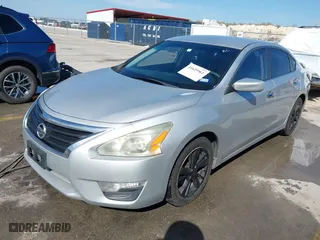2015 Nissan Altima 2.5 S with VIN 1N4AL3AP0FC285126, listed as a IAAI auction lot 41629561 with 118,613 mi miles. Bid and sale history available at carsss.com. Image 17.