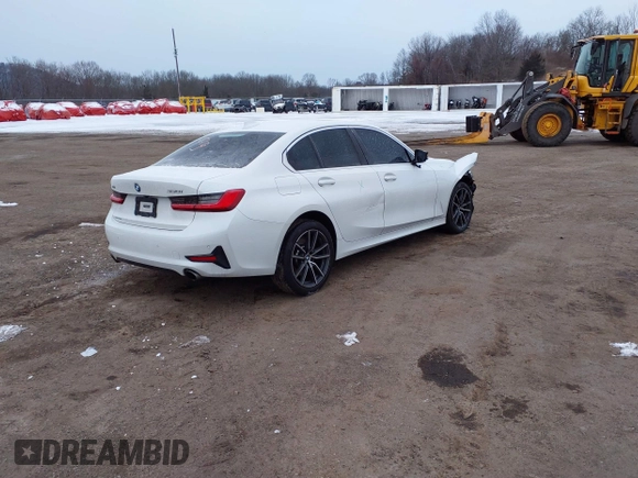 2021 BMW 3 Series 330i xDrive with VIN WBA5R7C05MFL03288, listed as a IAAI auction lot 41492559 with 47,170 mi miles and . Bid and sale history available at DreamBid. Image 4.