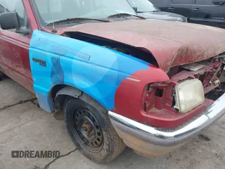 1997 Ford Ranger XLT z VIN 1FTCR10A3VPB61037, wystawiony jako IAAI lot #42298984 z przebiegiem 123 429 mil mil oraz . Historia ofert i sprzedaży dostępna na DreamBid. Obrazek 12.