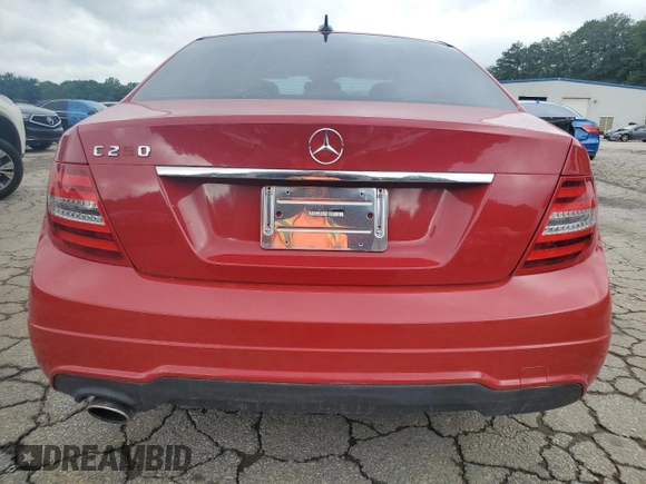2012 Mercedes-Benz C 250 Sport z VIN WDDGF4HB7CR220929, wystawiony jako Copart lot #58982105 z przebiegiem 72 639 mil mil oraz Czysty tytuł • Clean title. Historia ofert i sprzedaży dostępna na DreamBid. Obrazek 6.