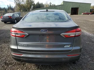 2019 Ford Fusion SE with VIN 3FA6P0HD0KR179453, listed as a Copart auction lot 44782045 with 215,841 mi miles and Clean Title. Bid and sale history available at carsss.com. Image 6.