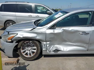 2015 Nissan Altima SV z VIN 1N4AL3AP0FC183986, wystawiony jako IAAI lot #42430696 z przebiegiem 150 694 mil mil oraz . Historia ofert i sprzedaży dostępna na DreamBid. Obrazek 6.