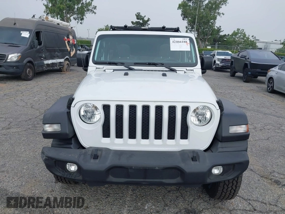 2021 Jeep Wrangler Unlimited Sport Altitude with VIN 1C4HJXDN5MW644613, listed as a IAAI auction lot 42466188 with 63,959 mi miles and . Bid and sale history available at DreamBid. Image 12.
