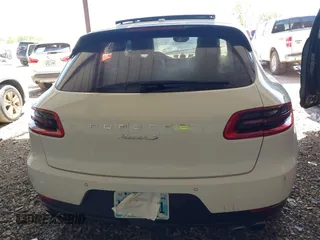 2015 Porsche Macan S with VIN WP1AB2A50FLB64939, listed as a IAAI auction lot 42260919 with 11 mi miles and . Bid and sale history available at DreamBid. Image 16.