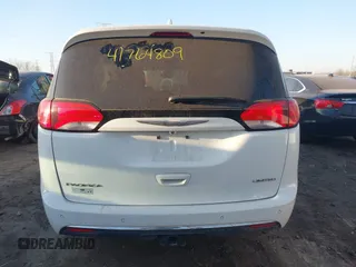 2017 Chrysler Pacifica Limited with VIN 2C4RC1GG4HR500560, listed as a IAAI auction lot 41764809 with 92,817 mi miles and . Bid and sale history available at DreamBid. Image 16.