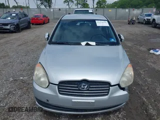 2008 Hyundai Accent GLS z VIN KMHCN46CX8U191823, wystawiony jako IAAI lot #42270245 z przebiegiem 242 852 mil mil oraz . Historia ofert i sprzedaży dostępna na DreamBid. Obrazek 11.
