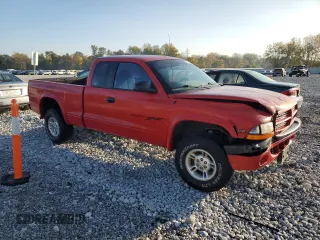 1999 Dodge Dakota SLT with VIN 1B7GG22Y0XS159737, listed as a Copart auction lot 76625814 with 144,332 mi miles and Salvage Title. Bid and sale history available at DreamBid. Image 4.