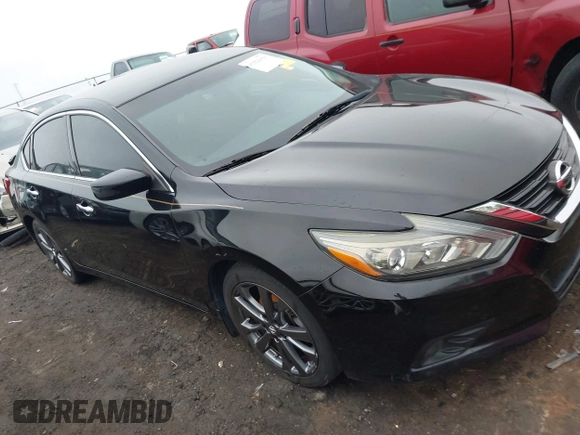 2018 Nissan Altima SV with VIN 1N4AL3AP5JC473990, listed as a IAAI auction lot 41922959 with 88,532 mi miles and . Bid and sale history available at carsss.com. Image 1.