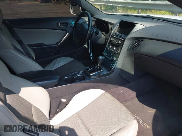 2013 Hyundai Genesis Coupe Premium с VIN KMHHT6KD4DU097582, выставлен на аукционе IAAI как лот 42589536 с пробегом 114 935 миль миль и . История ставок и продаж доступна на DreamBid. Изображение 5.
