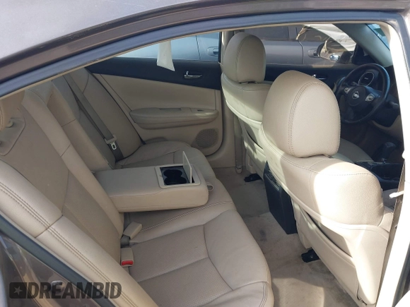 2012 Nissan Maxima S z VIN 1N4AA5AP3CC855648, wystawiony jako IAAI lot #37804768 z przebiegiem Nie podano mil oraz . Historia ofert i sprzedaży dostępna na DreamBid. Obrazek 8.