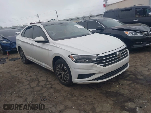 2020 Volkswagen Jetta S z VIN 3VWCB7BU5LM018170, wystawiony jako IAAI lot #41915030 z przebiegiem 83 566 mil mil oraz . Historia ofert i sprzedaży dostępna na DreamBid. Obrazek 1.
