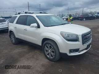 2013 GMC Acadia SLT with VIN 1GKKVRKD5DJ138720, listed as a IAAI auction lot 41868584 with 183,296 mi miles. Bid and sale history available at carsss.com. Image 1.