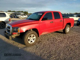 2007 Dodge Dakota SLT with VIN 1D7HE48K97S124581, listed as a Copart auction lot 73698864 with 179,562 mi miles and Salvage Title. Bid and sale history available at carsss.com. Image 1.
