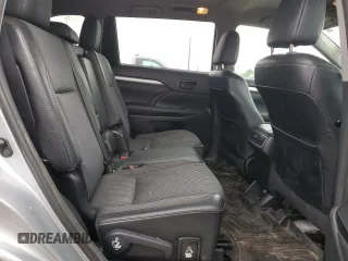 2015 Toyota Highlander LE Plus z VIN 5TDZKRFH5FS096605, wystawiony jako Copart lot #58652845 z przebiegiem 201 613 mil mil oraz Czysty tytuł • Clean title. Historia ofert i sprzedaży dostępna na DreamBid. Obrazek 11.