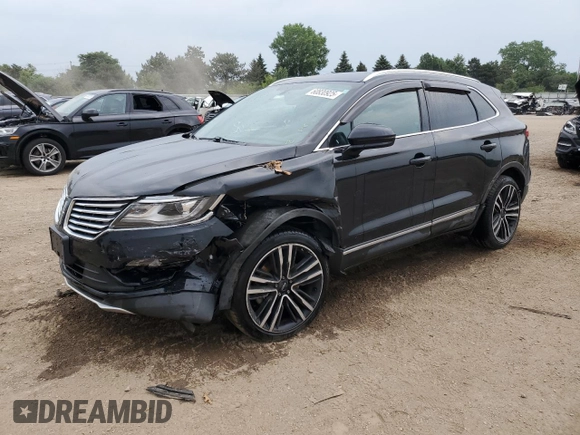 2017 Lincoln MKC Reserve z VIN 5LMTJ3DH2HUL46883, wystawiony jako Copart lot #60830925 z przebiegiem 56 077 mil mil oraz Szkoda całkowita • Salvage title. Historia ofert i sprzedaży dostępna na DreamBid. Obrazek 1.