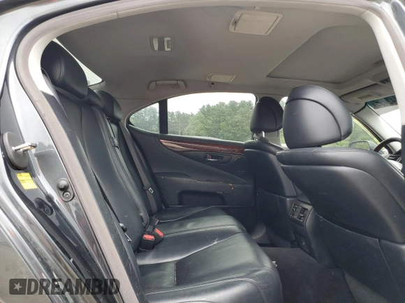 2007 Lexus LS 460 z VIN JTHBL46FX75001770, wystawiony jako Copart lot #61442495 z przebiegiem 264 882 mil mil oraz Czysty tytuł • Clean title. Historia ofert i sprzedaży dostępna na DreamBid. Obrazek 10.