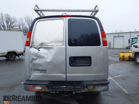 2014 Chevrolet Express Passenger LT z VIN 1GAZG1FG4E1123310, wystawiony jako IAAI lot #41775930 z przebiegiem 199 807 mil mil oraz . Historia ofert i sprzedaży dostępna na DreamBid. Obrazek 15.
